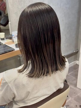 エン(en.) 1度で長く楽しめるプレイングカラー