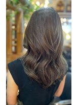 シークレットミラーズ(SECRET MIRRORS)&nbsp;ツヤショコラブラウン×レイヤーアクセント