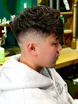 プロショップウェーブ セカンド(PRO SHOP WAVE II)&nbsp;スペインカール/テーパーフェード/メンズパーマ/フェザーパーマ