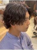 渋谷シャドウパーマメンズカット波巻きセンターパートウルフ入学