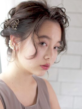 ヘアーアンドメイク フォルス(HAIR&MAKE FORS) 【FORS】西田ゆか 顔周りのカールがポイント*ゆるふわアレンジ
