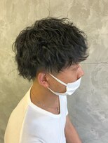 ウシワカマルイースト(ushiwakamaru East)&nbsp;SNSで人気のスパイラル波パーマ