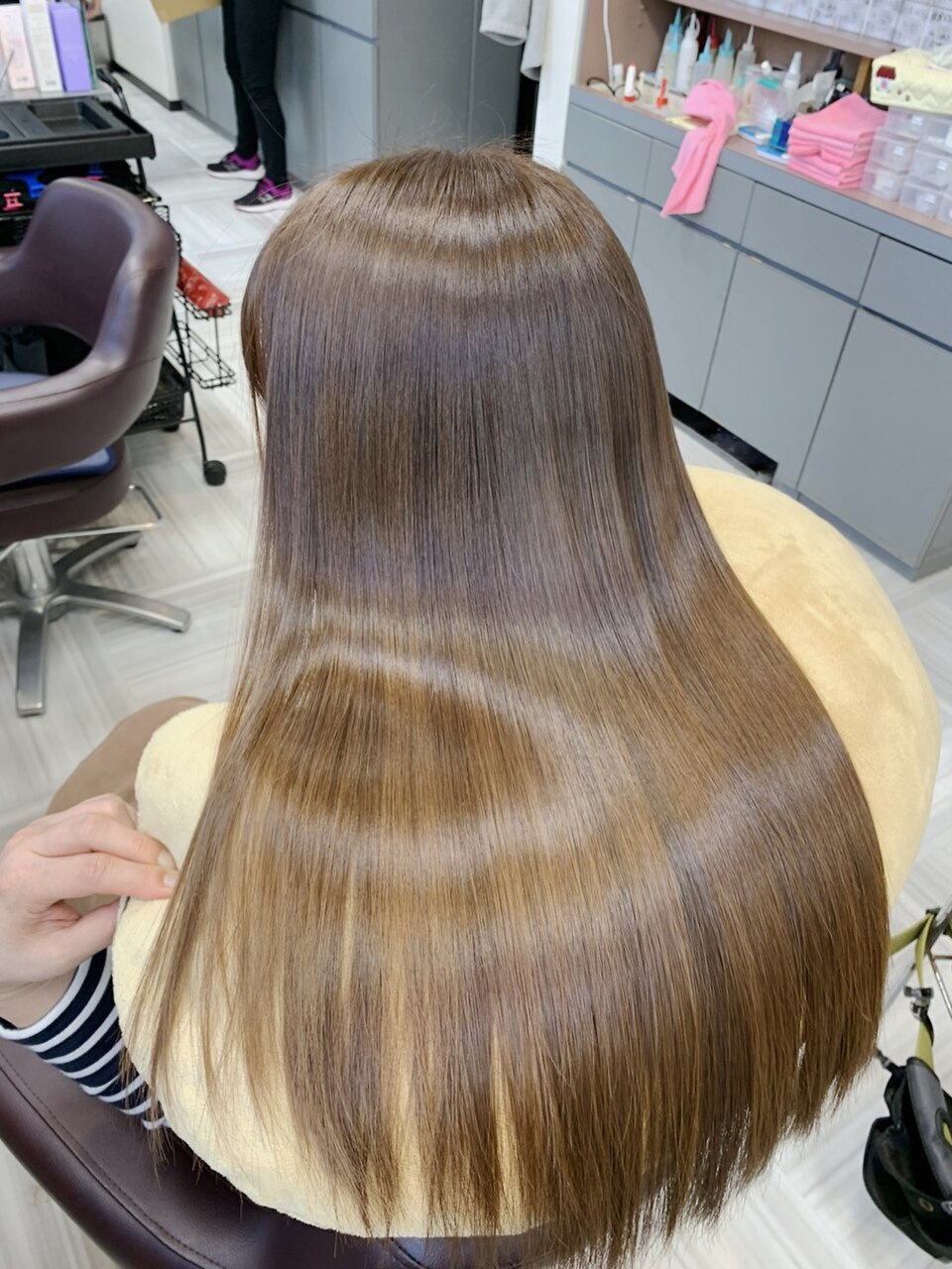 70代》奇跡♪カラーの色味が透明感のある白髪染めが人気：L114727352