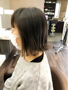 エノモト(ENOMOTO) 外はねミニボブ&イヤリングカラーミルクティーベージュ