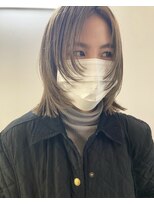 イノセントヘア(innocent.hair) 大人ハイトーンカラー　ベージュカラー　顔まわりレイヤー