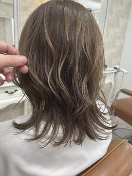 シェーン(schon) オリーブ系カラー