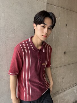 ミィ 表参道(mee.) ダークアッシュ/アッシュブラック/カルマパーマ/ベリーショート