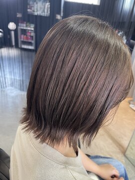 ニーゼロゼロナナ(2007) 外ハネ