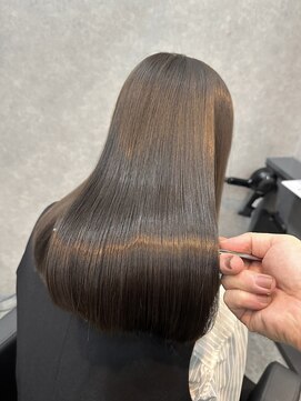 ルーツ(Roots) ☆髪質改善☆美髪ストレート(縮毛矯正)×美髪トリートメント☆