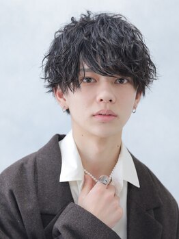 アンディ 御堂筋なんば店(ANDY)の写真/友達よりもイケてるパーマに！☆学生から圧倒的オーダー数《ツイストスパイラル／波巻きパーマ》