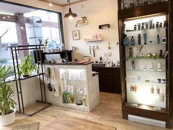 ボスカヘアー(bosca hair)の写真/お客様が隣り合わせにならないゆとりのある空間作りにしてます!リラックスして大切なプライベート時間を♪