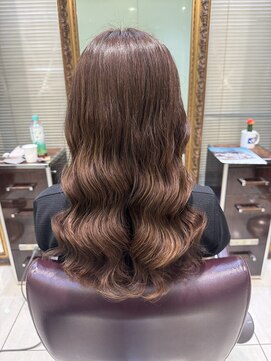 アメリ バイ アピッシュ(Amelie by apish) 韓国風パーマデジタルパーマコテ巻き風パーマ