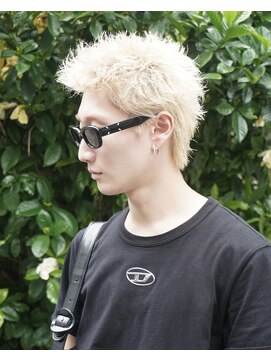 ネクストメンズ 表参道(NEXT men's) MEN’S HAIR/サーフカール/刈り上げセンターパート