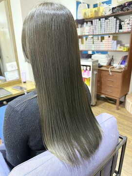 フレイムスヘアーアンドリラックス 西川口店 オリーブグレー小顔