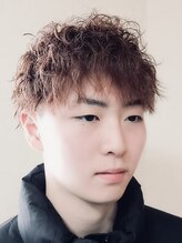 オドックスハナイ(oddx hanai)&nbsp;ツーブロック×ツイストスパイラルパーマ