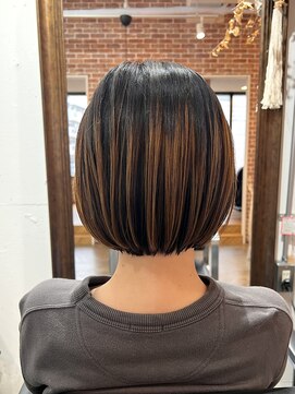 ヴィップルーム(viproom) ツヤ髪スタイルブルージュマッシュウルフイヤリングカラー