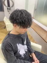 アレス バイ シカ 神戸三宮元町店(ALLES by Cica)&nbsp;波巻きツイストスパイラルパーマツーブロック刈り上げ