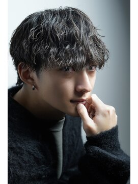 ヴェロ 福井(VeRO) ラフな質感のツイストスパイラルパーマ