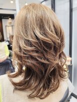 ヘアースタジオ ジェイワン(hair studio J ONE) 40代50代/レイヤー/ブリーチ無し/白髪ぼかし/赤味無しベージュ