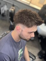 バーバーショップライズ 2nd(barber shop RAIzE) スパイキ―ショート(刈上げ版