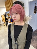 ハイク(HYKE)&nbsp;ピンクカラー×顔まわりレイヤーショートウルフ
