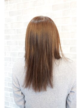 プリュム(PLUME) ベージュカラー