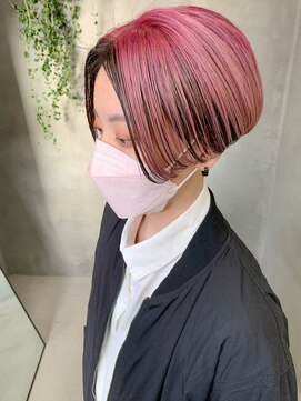テトヘアー(teto hair) ヴェールカラー、ツートーン、ピンクベージュ、刈り上げショート