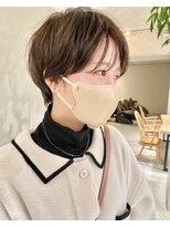 トゥナ(Tuna) 前髪ありハンサムショート