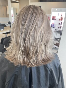 オリ(‘Oli) ミルクティーベージュ