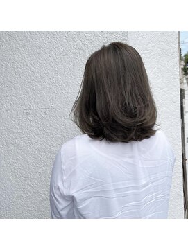 チーク(CHiiK) ブルー系グレージュ