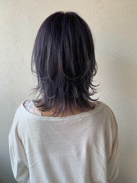 ディコ(Dico) 初めてのブリーチは濃いめのネイビーがおすすめ