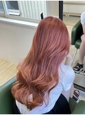 ピンクベージュ