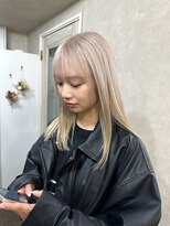 ユニル(unir)&nbsp;【unir】ブリーチリタッチ＋オンカラーでミルクティーベージュ★