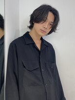 ユーフォリア 渋谷グランデ(Euphoria SHIBUYA GRANDE) ミディアムウルフ センターパート ニュアンスパーマ MOMO