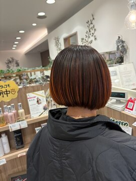 アッシュ さがみ野店(Ash) ぱつっとボブ