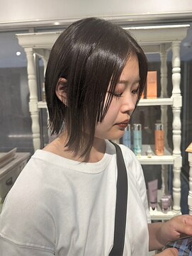 クレビア 名古屋(CreBiA) ショートレイヤー/大人コンパクトショート