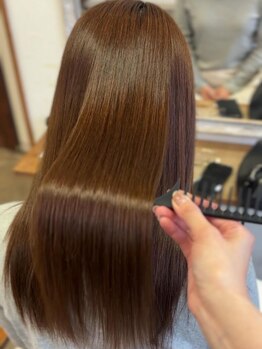 アンリーシュ(UNLEASH)の写真/髪質に悩む全ての方に＊個々の髪質・毛髪に合わせて調合できる業界最新の髪質改善”髪ドラ”導入！