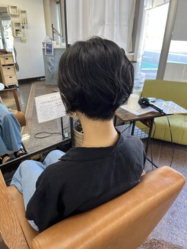 アート(art) 襟足スッキリショ－トヘア