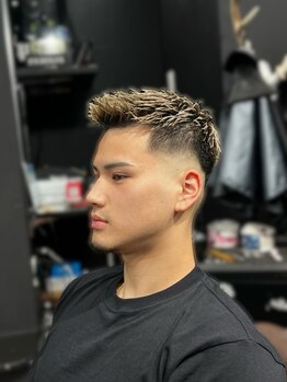 ファヴォ(FAVO)の写真/ひげ・眉のミリ単位で印象を左右するお手入れはプロにお任せ！今までよりもっと魅力的なあなたに。