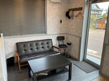 お待ちの時はこちらで。