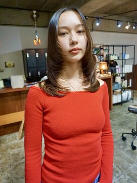 ニードジェリコ(NEED JERICHO) たっぷりレイヤーカット