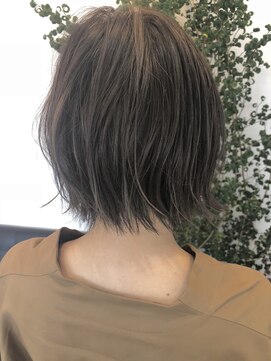 ヘアーワークスヴィクサス(HAIR WORKS VIXUS) ナチュラルボブ