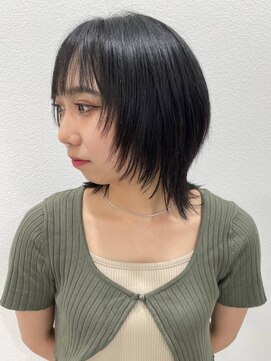 キャパ セントラル 天神 大名店(CAPA central) ウルフカット　顔まわりレイヤー　黒髪