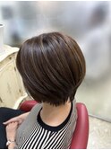 白髪ぼかし3Dカラーブラウンカラーコンパクトショート