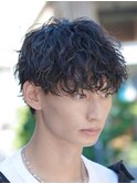 難波ツイストパーマメンズスパイラルパーマフェザーショート色気