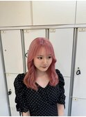 ピンクベージュ