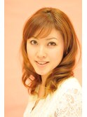 ふんわり巻髪風　愛されヘアー