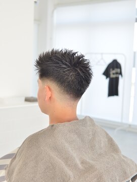セカンド(2nd) スパイキーショート×フェードスタイル