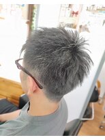 マリー&nbsp;ローフェードカット