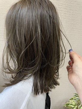 ヴォロ 佐賀(VoLo) 佐賀駅　レイヤーカット